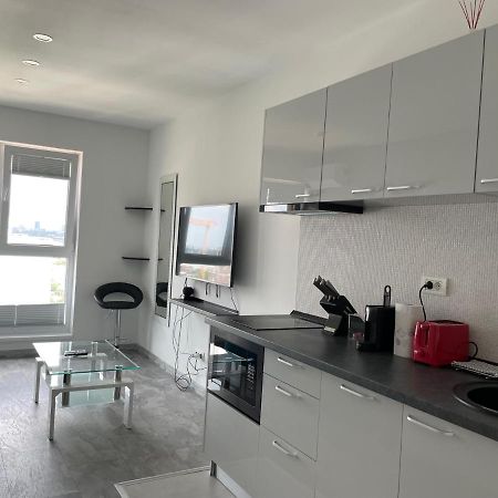 Cozy 2-Room Penthouse Lakeview W14 부쿠레슈티 외부 사진