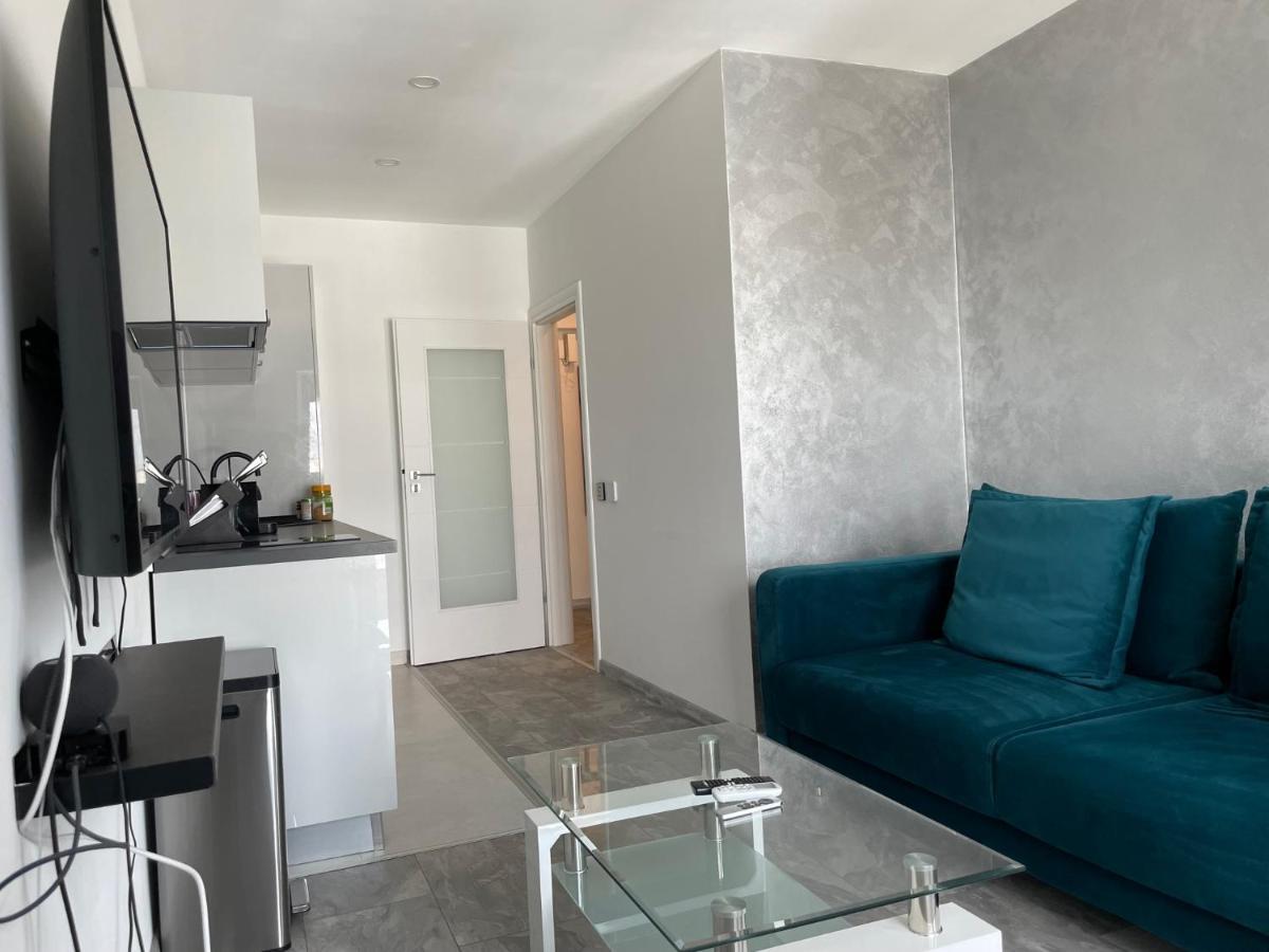 Cozy 2-Room Penthouse Lakeview W14 부쿠레슈티 외부 사진