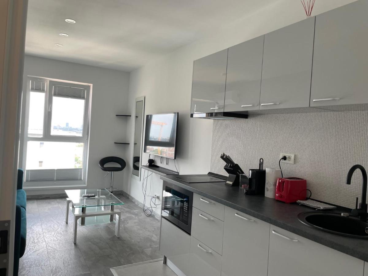 Cozy 2-Room Penthouse Lakeview W14 부쿠레슈티 외부 사진